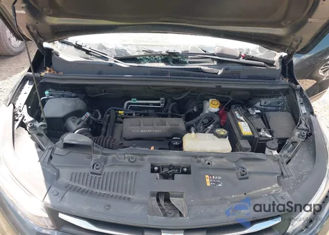 2020 Chevrolet Trax Fwd Lt z USA, uszkodzony, nr VIN 3GNCJLSB4LL253010